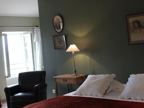 Hotel De 3*